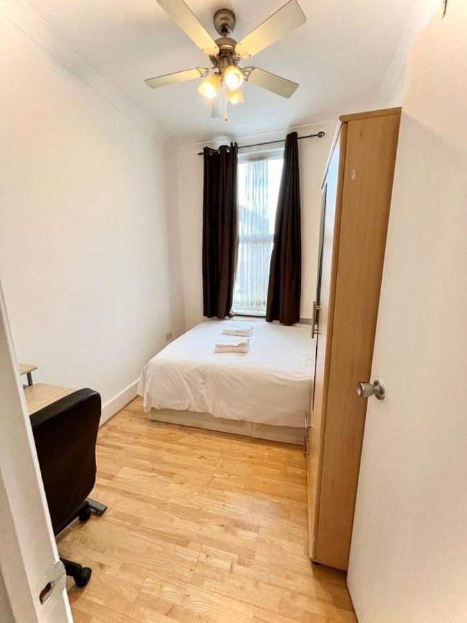 Stepney Green Holiday Apartment Лондон Екстер'єр фото
