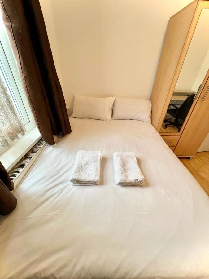 Stepney Green Holiday Apartment Лондон Екстер'єр фото